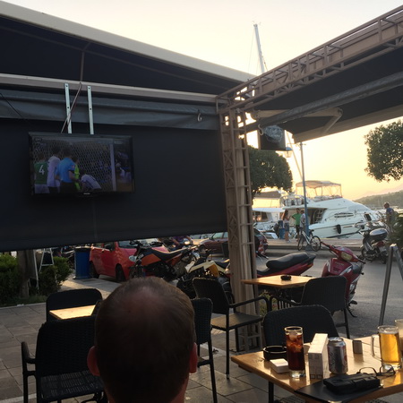 public viewing in der MORSO bar