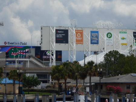 Metropolitan Marina Jacksonville am Stadion