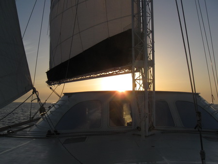 Sonnenaufgang auf See Malta nach Bizerte-22