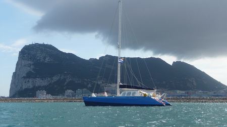 blu-kat vor Gibraltar-3